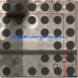 BGA錫球尺寸小于0.4mm，采用降低BGA內(nèi)圍襲球的錫膏量所得到X-Ray，稍微留意一下可以發(fā)現(xiàn)最外圈的錫量(圓的直徑)比其他內(nèi)圍的錫球上的錫量來得多一點(diǎn)點(diǎn)。也就是外圈的黑色圓形直徑比內(nèi)圈的圓形來得大一點(diǎn)點(diǎn)。