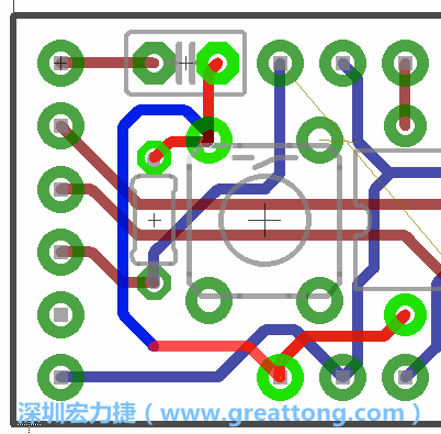 為了要創(chuàng)造一個電路通道，首先要先點擊重置開關(guān)的連結(jié)點進(jìn)行布線，在電路板的背面繪制線路直到其它線路前的乾淨(jìng)區(qū)域。